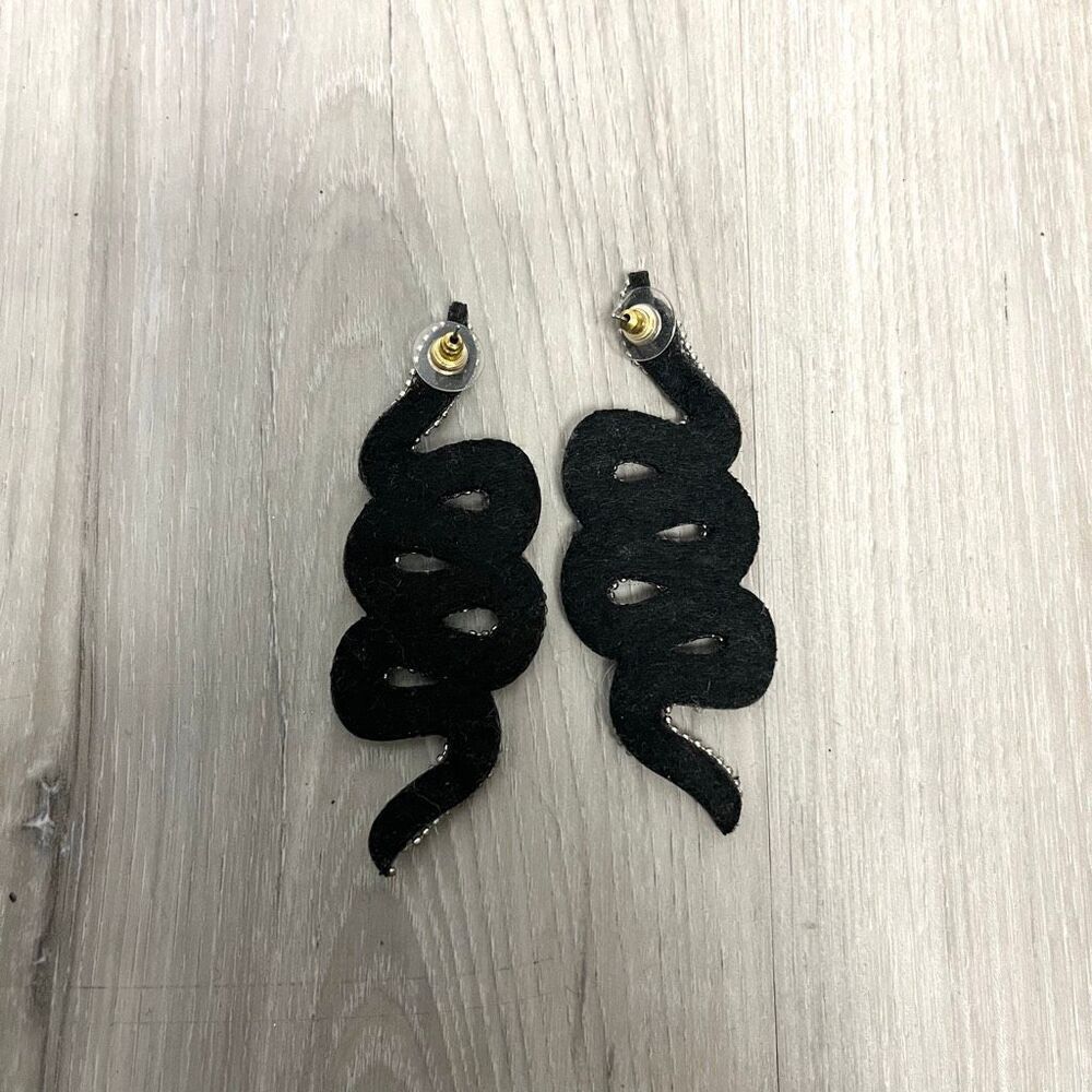 Serpent Snake Rhinestoneโ Statement Earrings - Picture 2 of 4